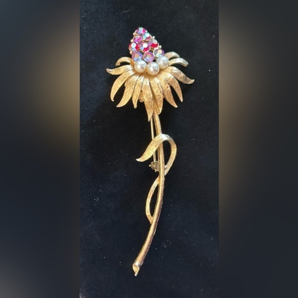 Vintage Ruby Aurora Borealis Crystal Faux Pearl Stemmed Thistle Flower Brooch
